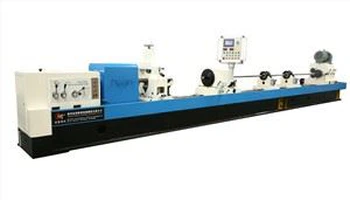 Mașină de forat găuri adânci